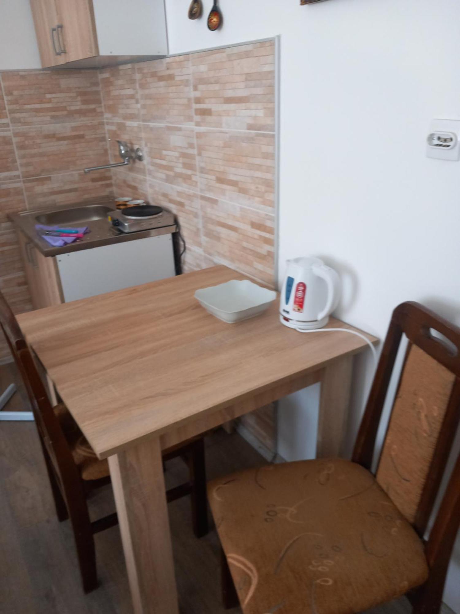 Rm Castell Apartments Novi Sad Esterno foto